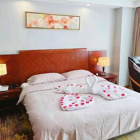 Qingdao Royal Garden Hotel Exteriér fotografie