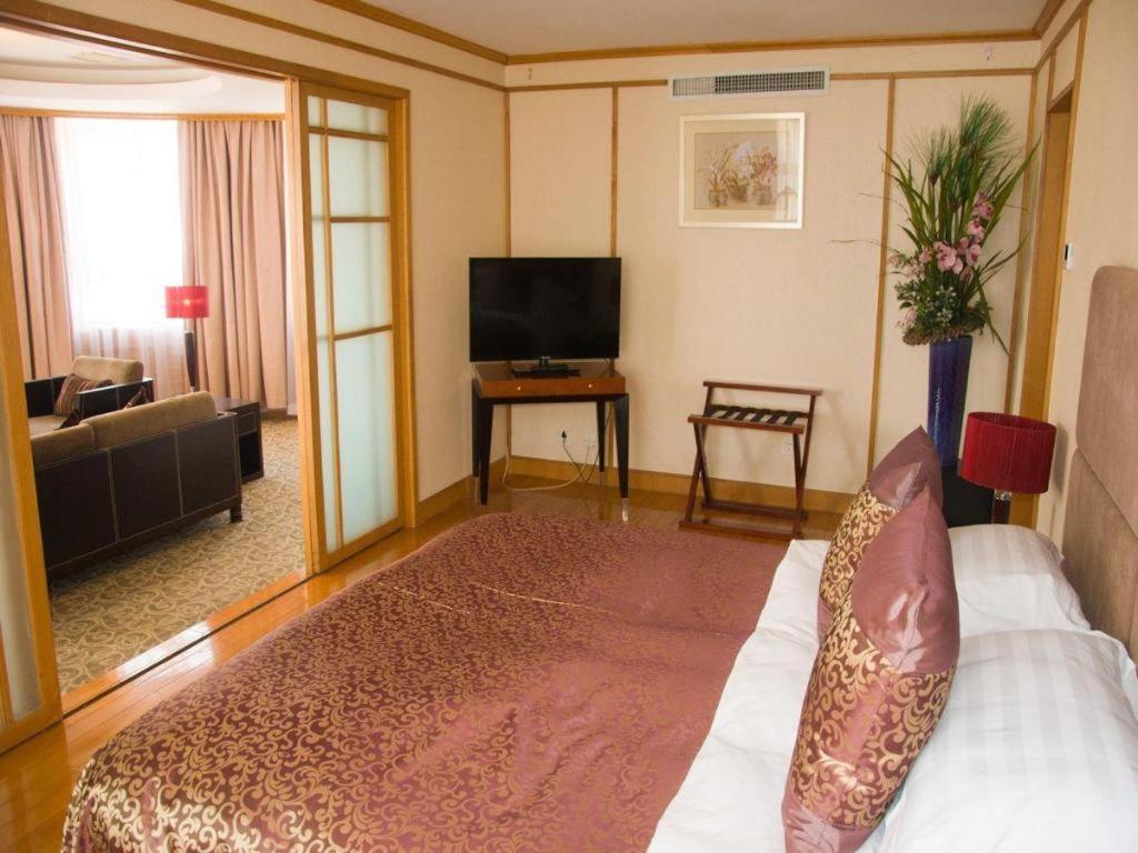 Qingdao Royal Garden Hotel Exteriér fotografie