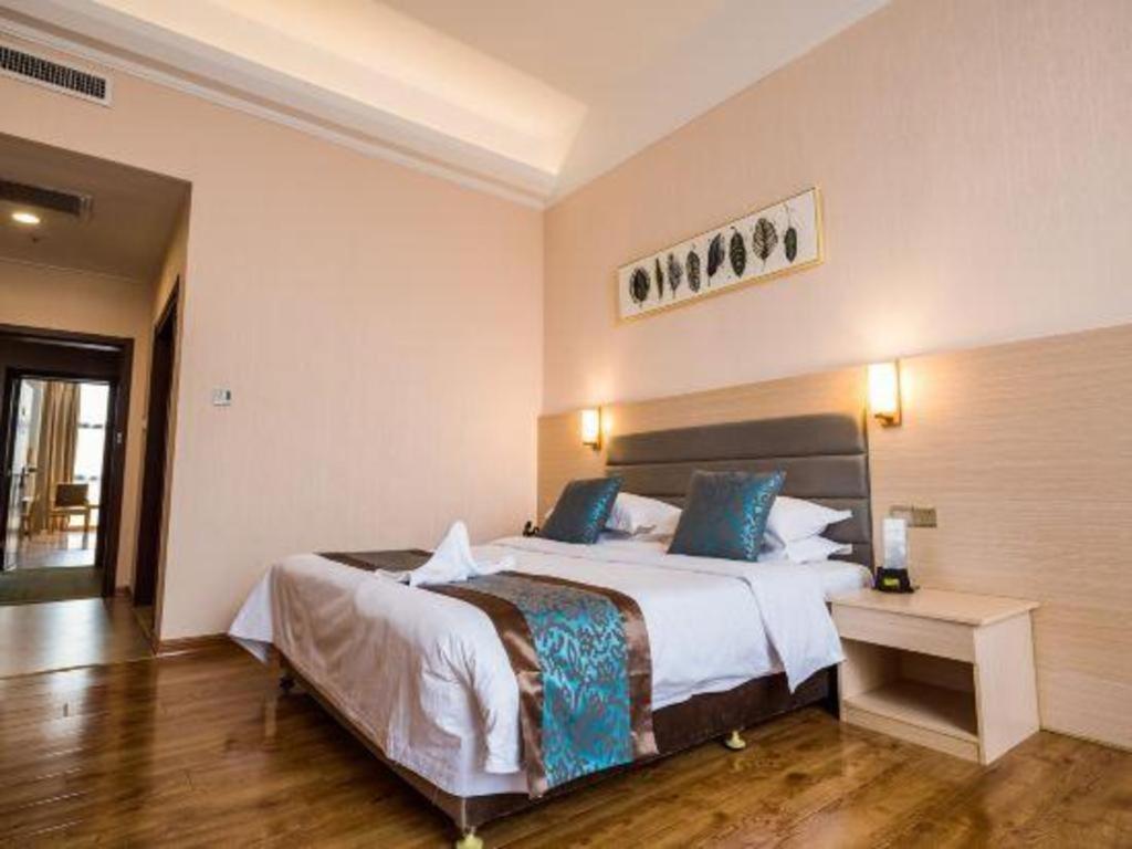 Qingdao Royal Garden Hotel Exteriér fotografie