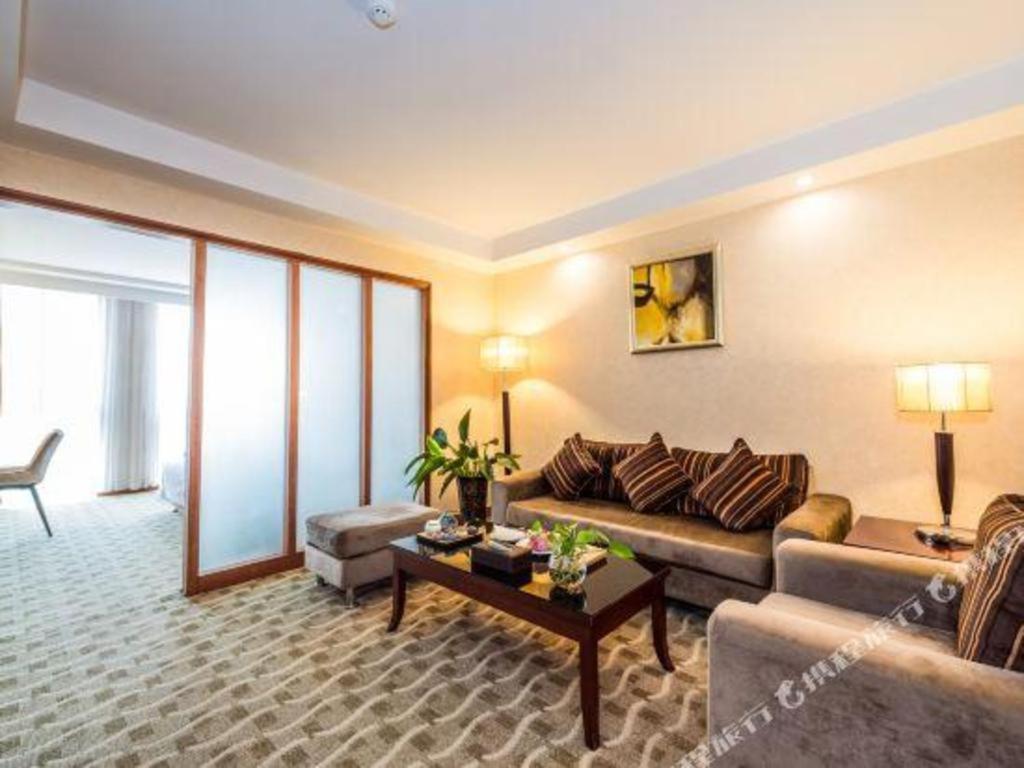 Qingdao Royal Garden Hotel Exteriér fotografie